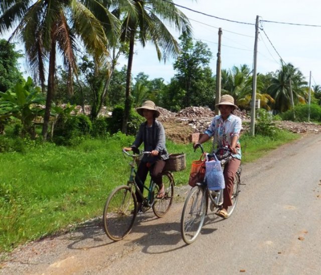 cambodianbicycles.jpg
