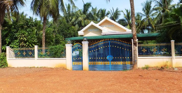 cambodianfancygates.jpg