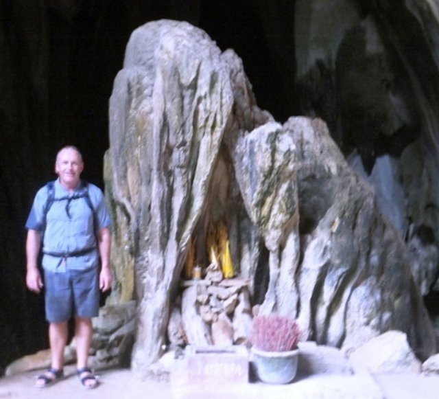 cavetempleelephantstalgmites.jpg