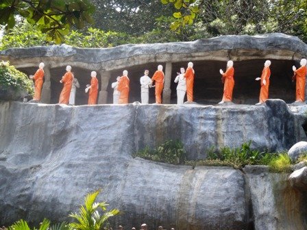 goldentemplemonks.jpg