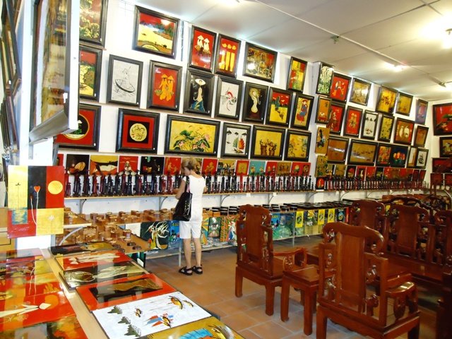 saigonlacquerwareshop.jpg