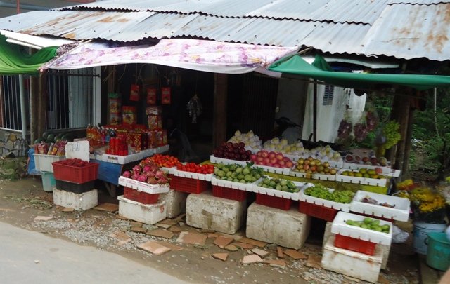 vietnamlocalmarket3.jpg
